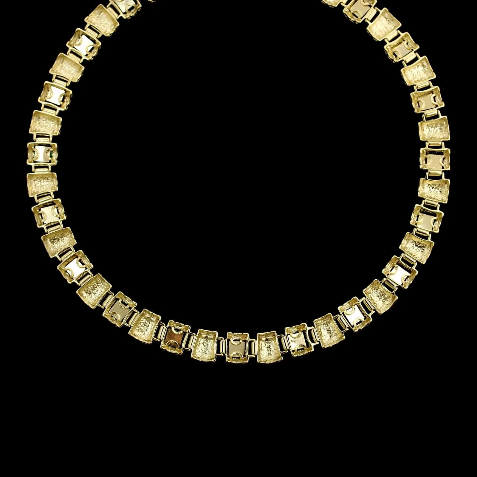 14K Yellow Gold Estate Hardstone Necklace