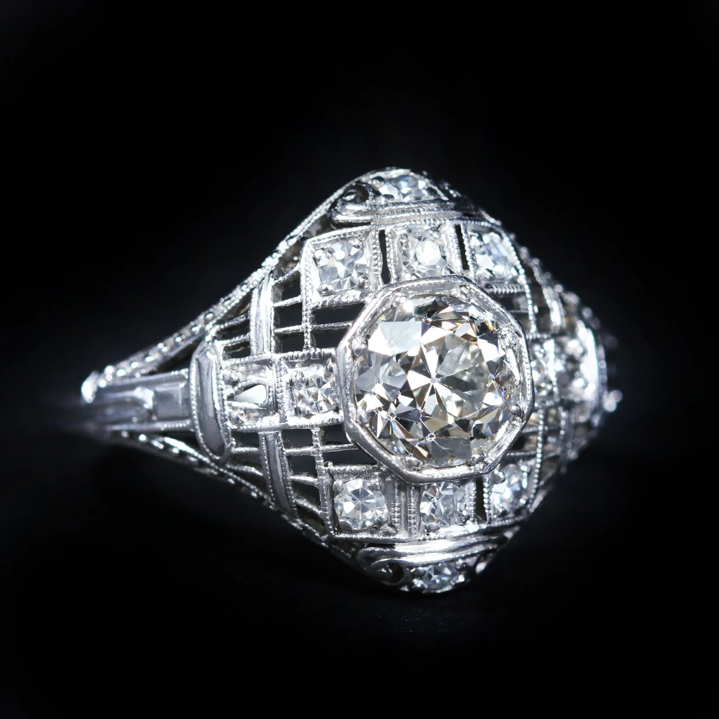 Art Deco Platinum 0.85 Carat Old European Cut Diamond Ring