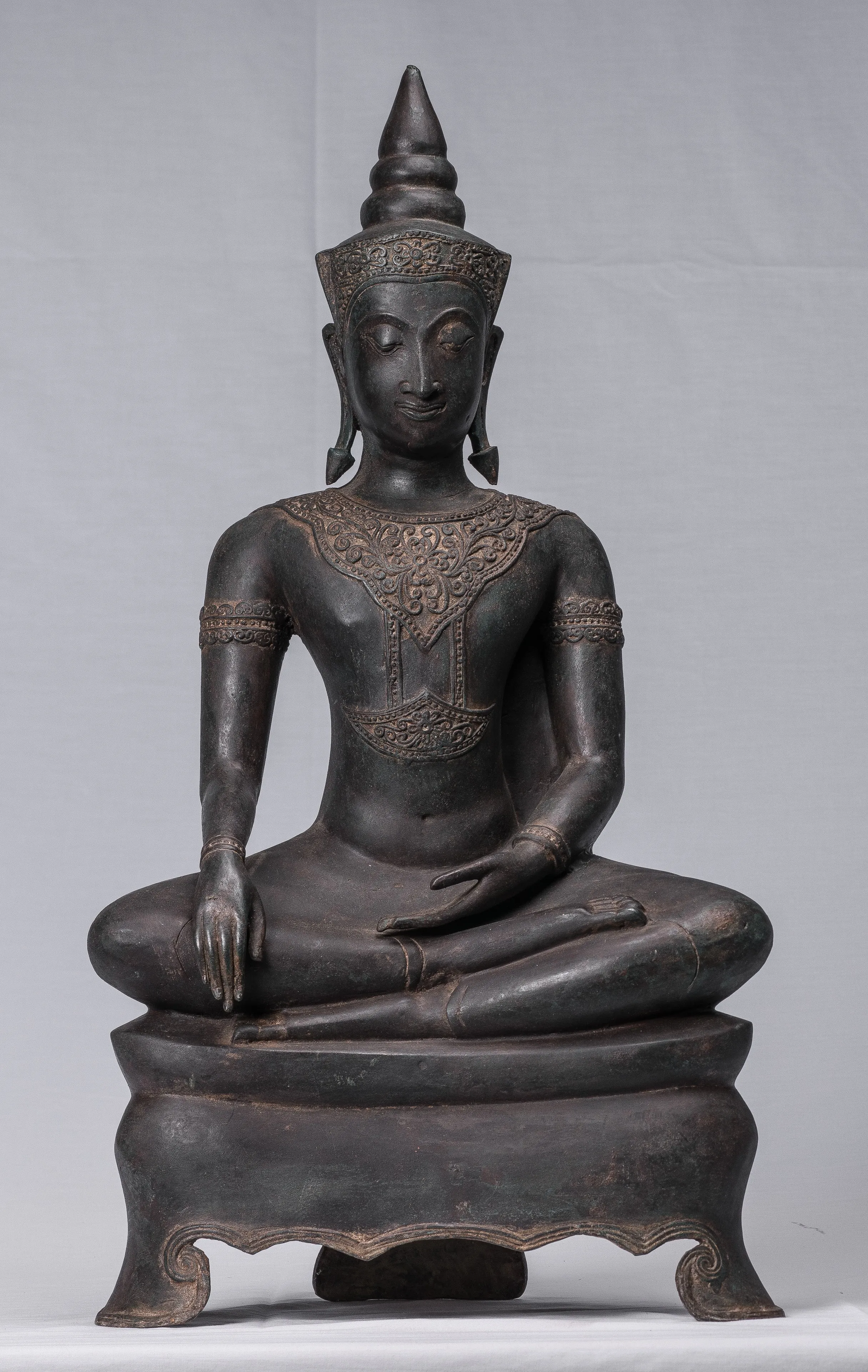 Buddha Statue - Antique Thai Style Ayutthaya Seated Enlightenment Buddha Statue - 66cm/26"