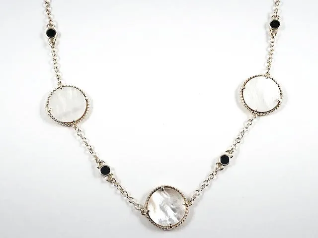 Elegant Round Disc Mother Or Pearl With Small Black Onyx Round Discs Gold Tone Long Brass Necklace