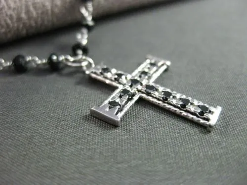 ESTATE .30CT BLACK DIAMOND & ONYX 14KT WHITE GOLD FILIGREE ROSARY CROSS NECKLACE