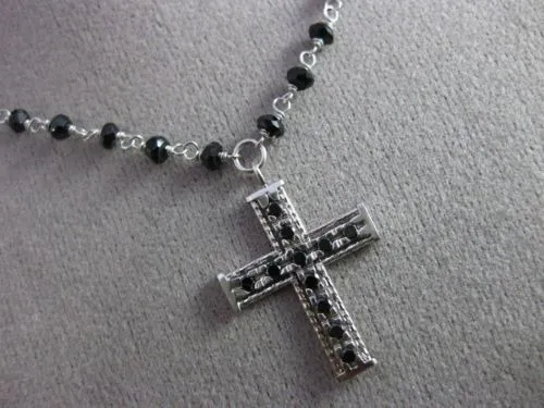 ESTATE .30CT BLACK DIAMOND & ONYX 14KT WHITE GOLD FILIGREE ROSARY CROSS NECKLACE