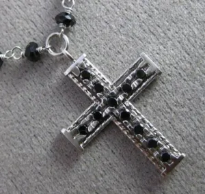 ESTATE .30CT BLACK DIAMOND & ONYX 14KT WHITE GOLD FILIGREE ROSARY CROSS NECKLACE