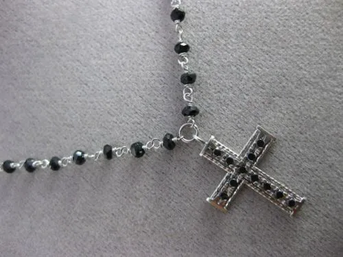 ESTATE .30CT BLACK DIAMOND & ONYX 14KT WHITE GOLD FILIGREE ROSARY CROSS NECKLACE