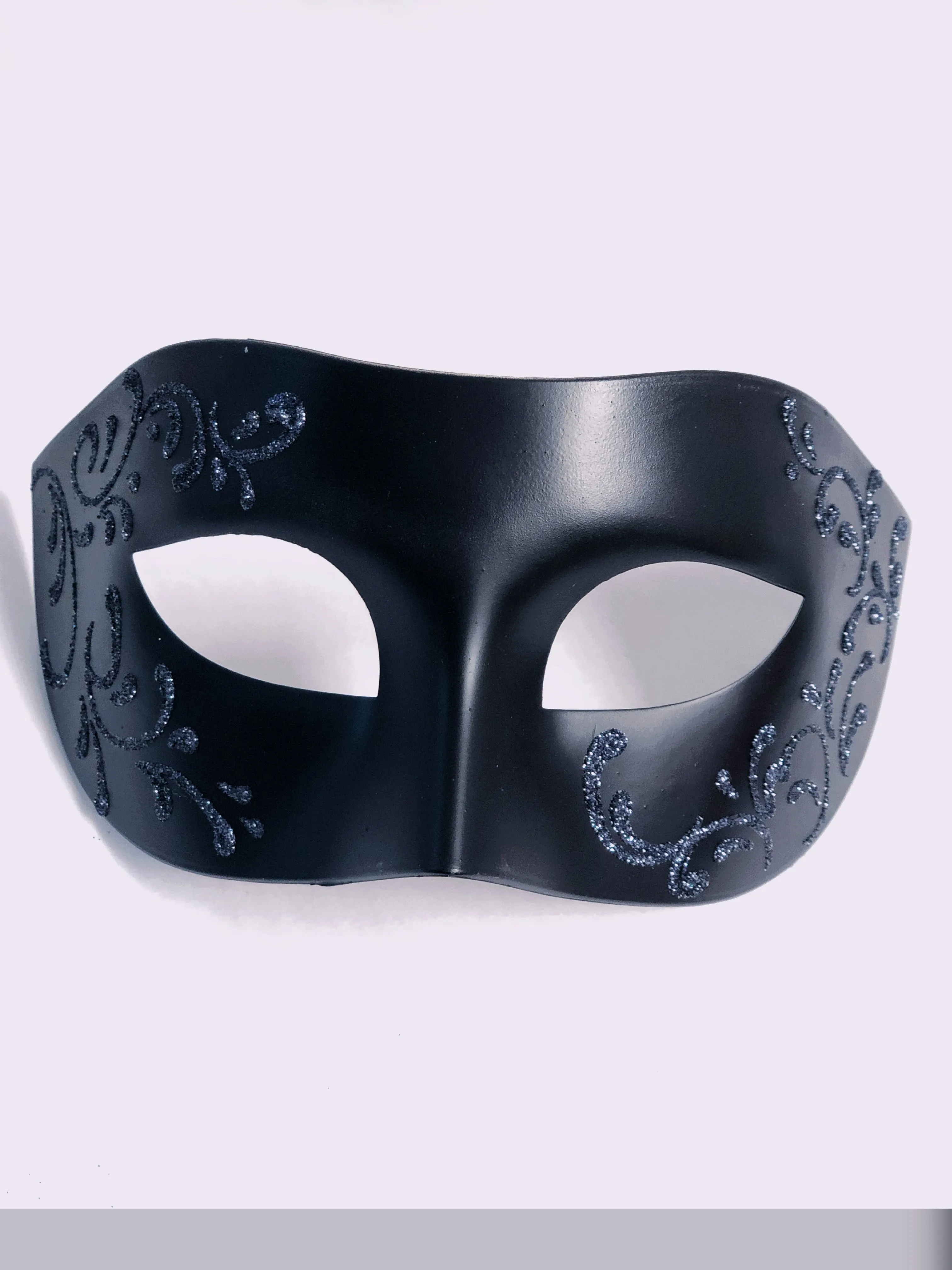 Filigree Masquerade Mask -  Black/Onyx