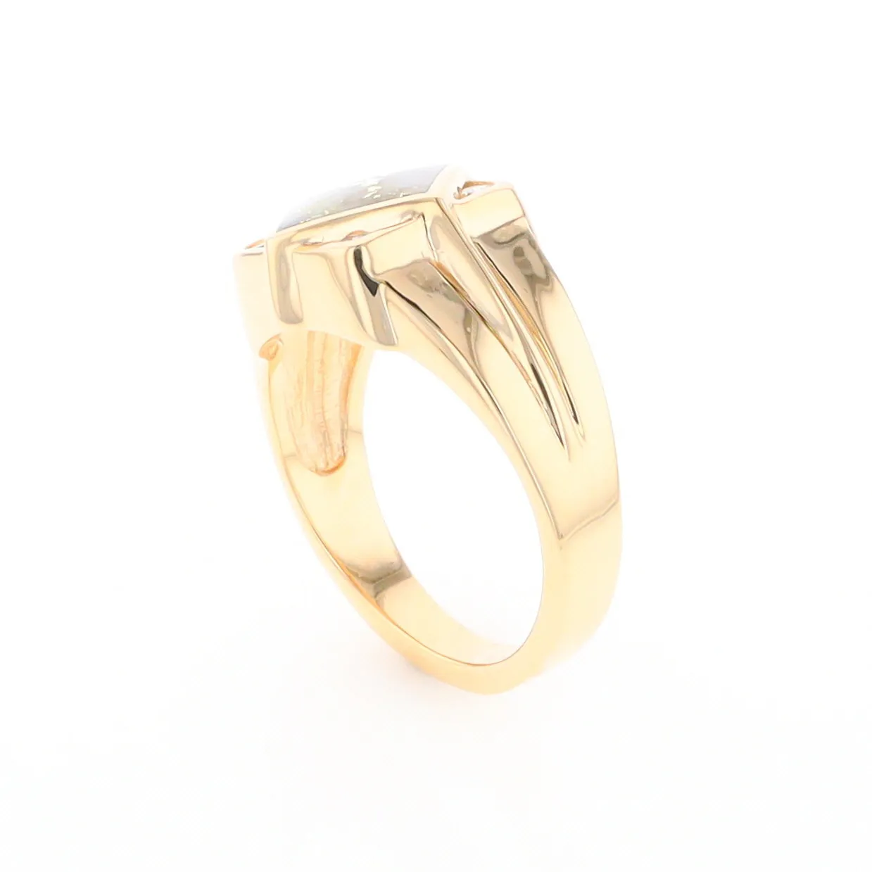 Gold Quartz Ring Diamond Shape Inlaid with .16ctw Round Diamonds