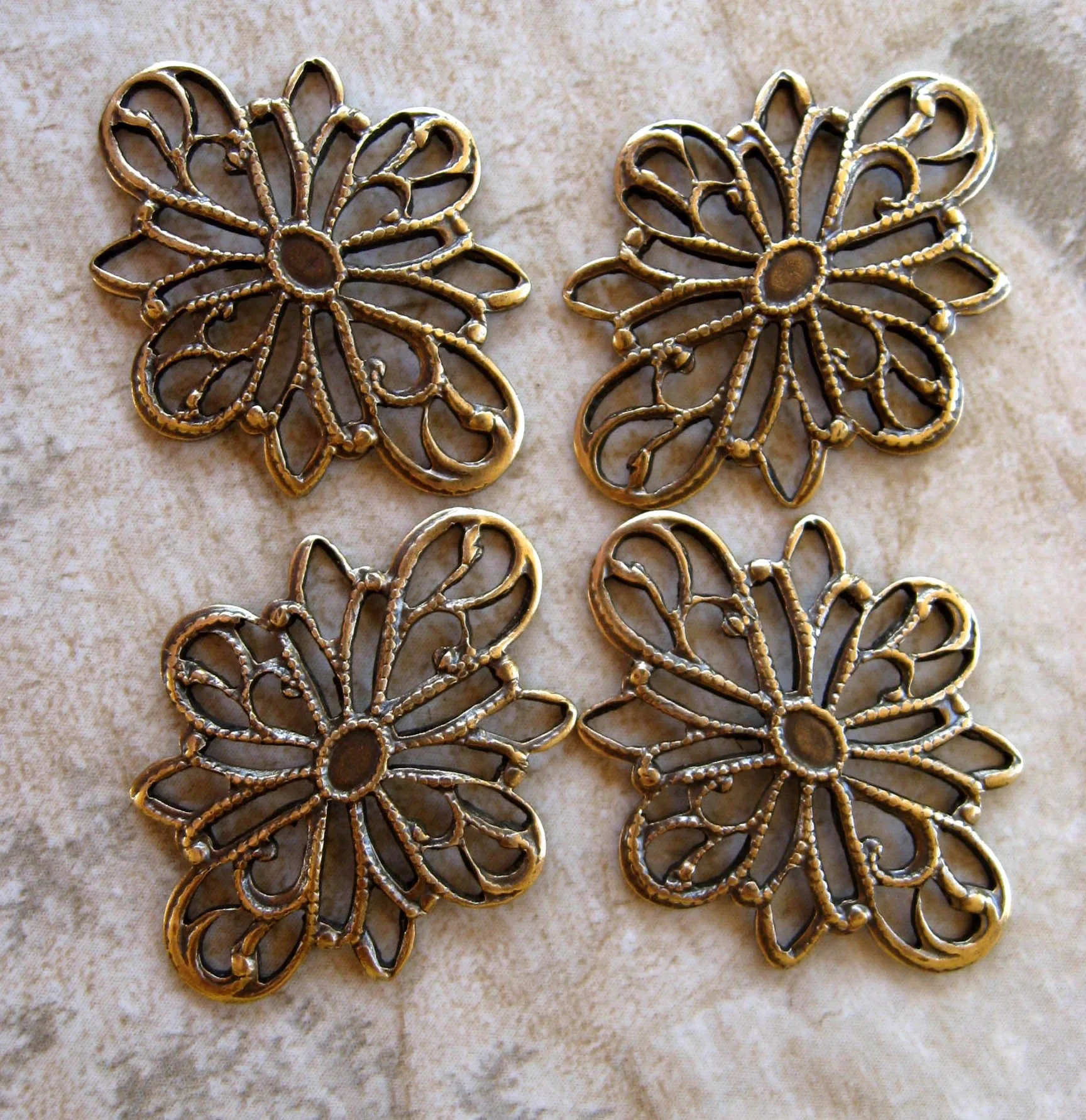 Pam's Filigree Oval Connector Brass Stamping (4)