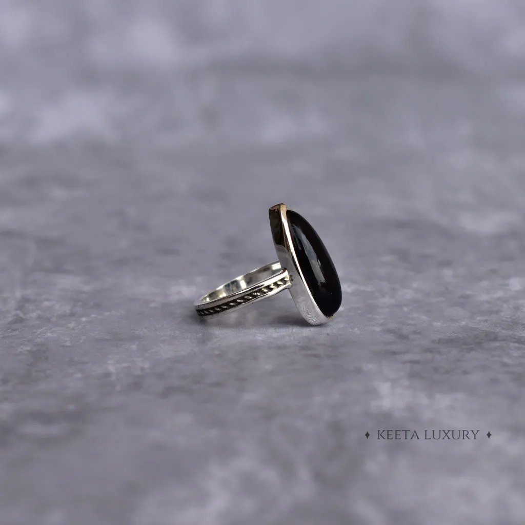 Pear Fantasy - Black Onyx Ring