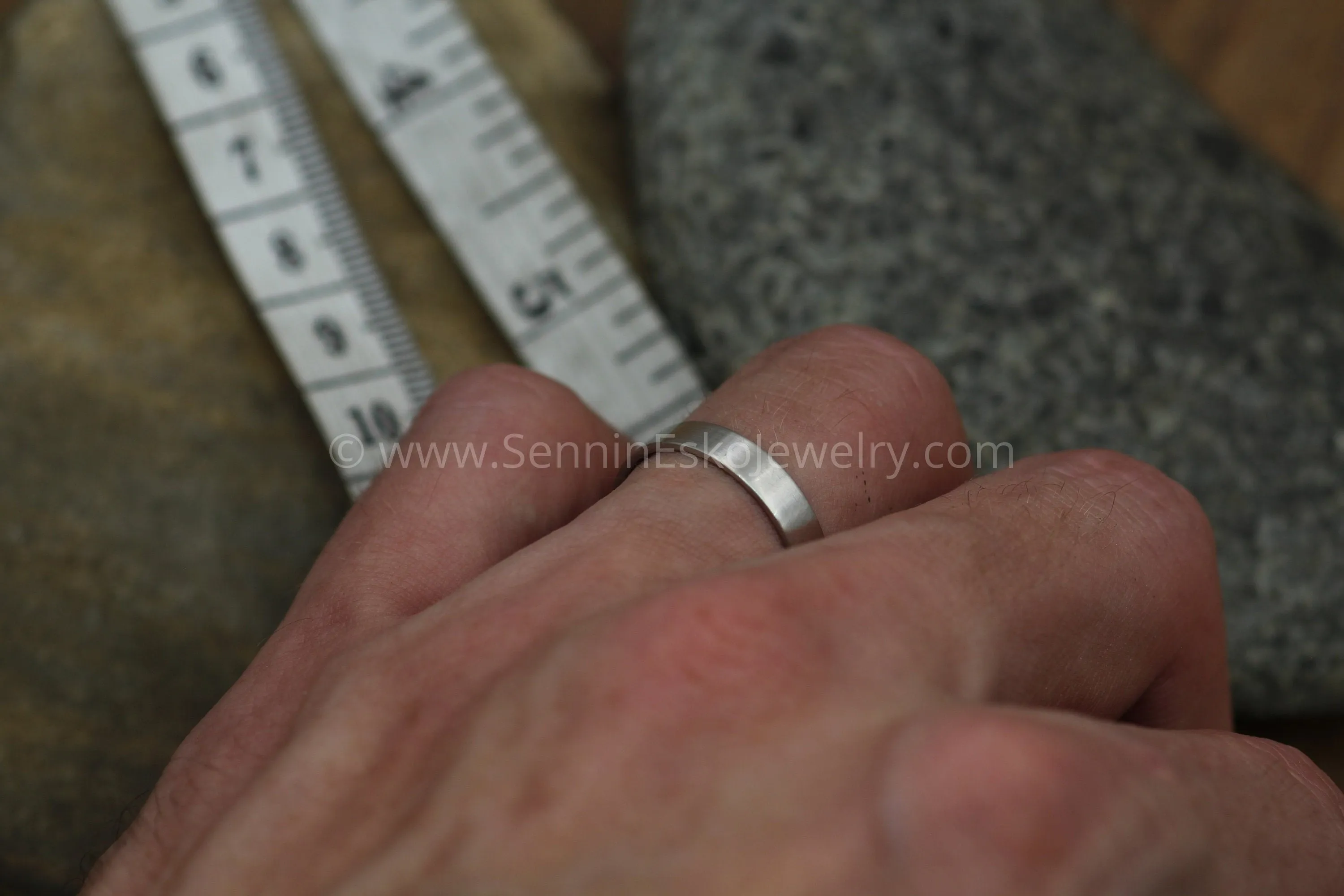 Platinum 4x1mm Flat Band - Matte Finish