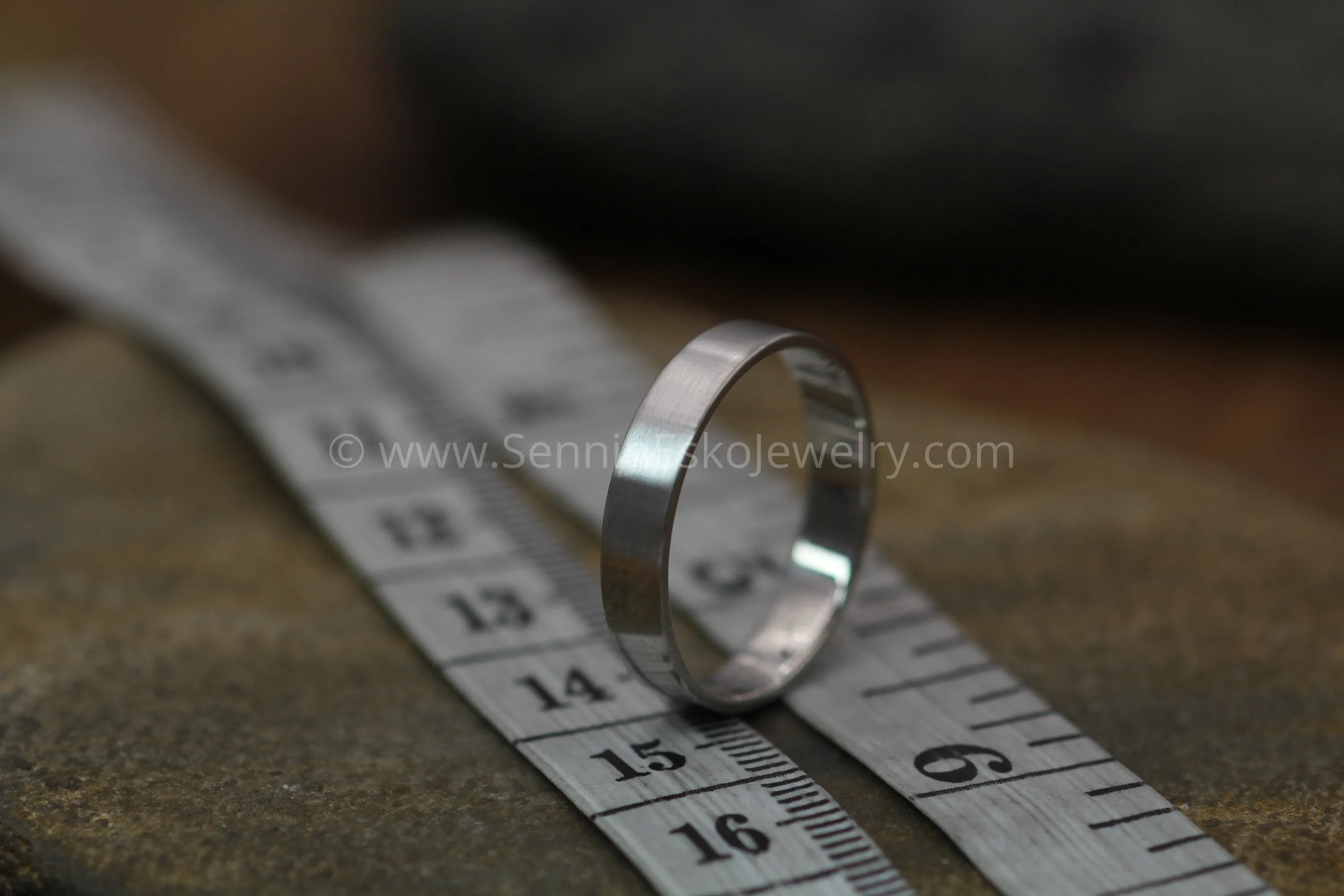 Platinum 4x1mm Flat Band - Matte Finish