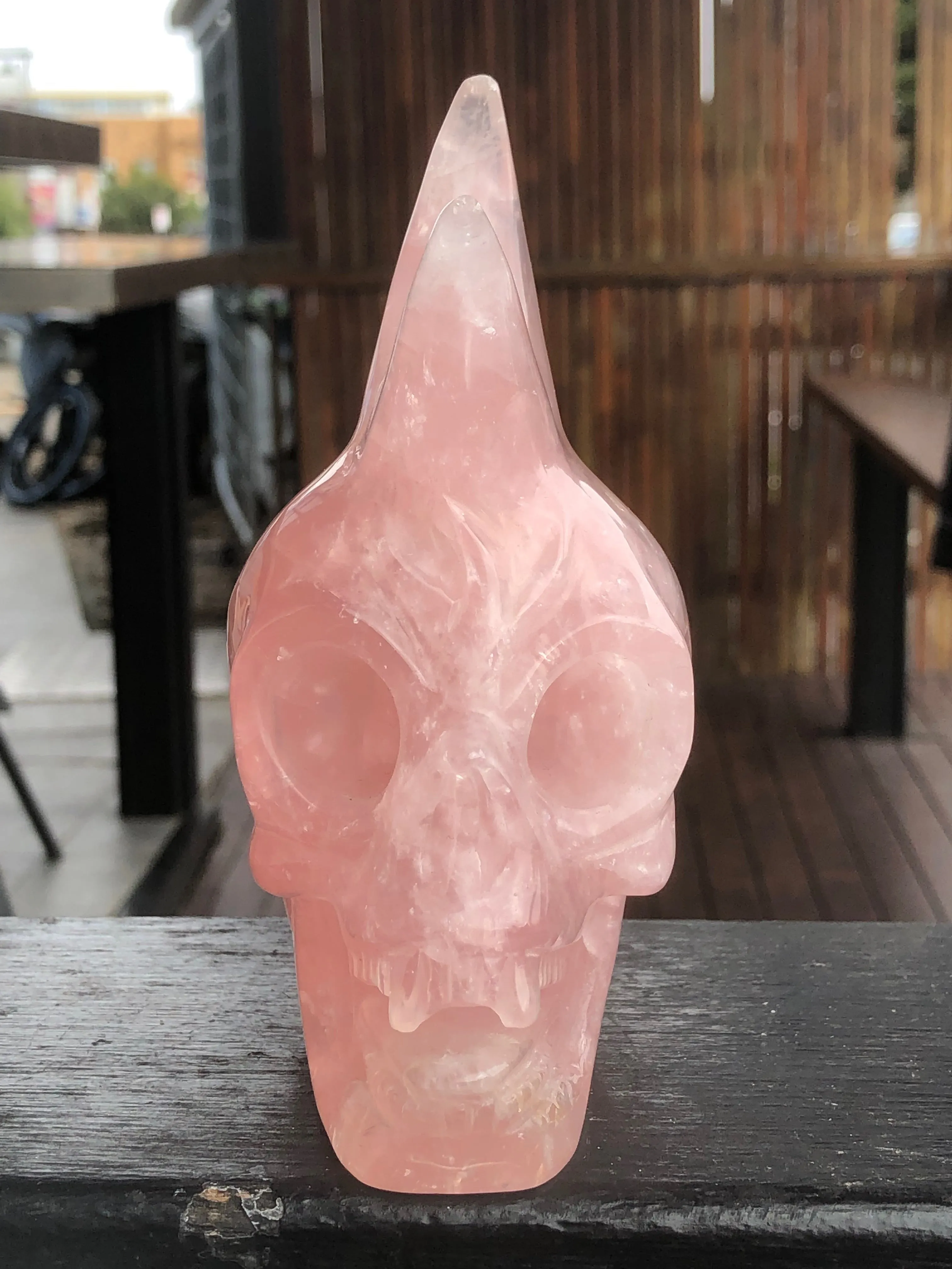 Rose Quartz Mohawk Skull [1k1318]