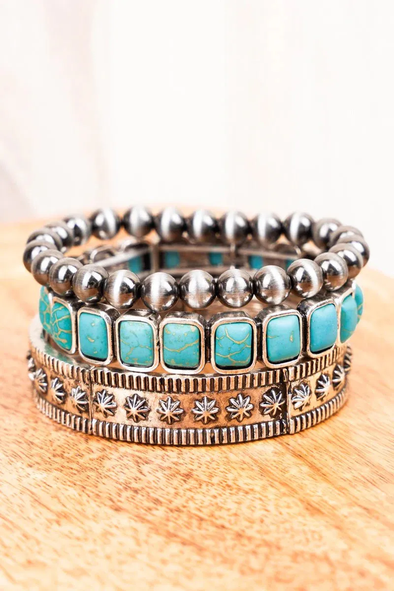 Turquoise Ridge Silver Pearl Bracelet Set