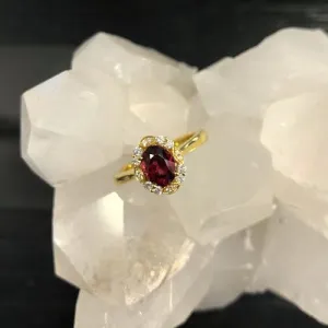 Zoma Color Red Spinel Filigree Ring